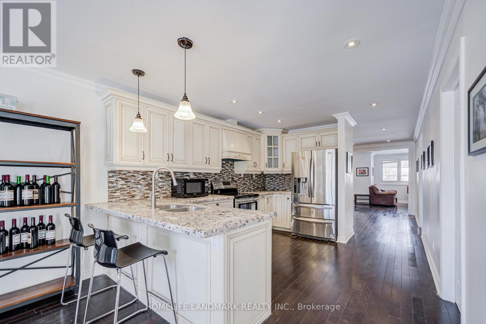 9 Shasta Drive, Vaughan, Ontario  L4J 1Z6 - Photo 13 - N12774000