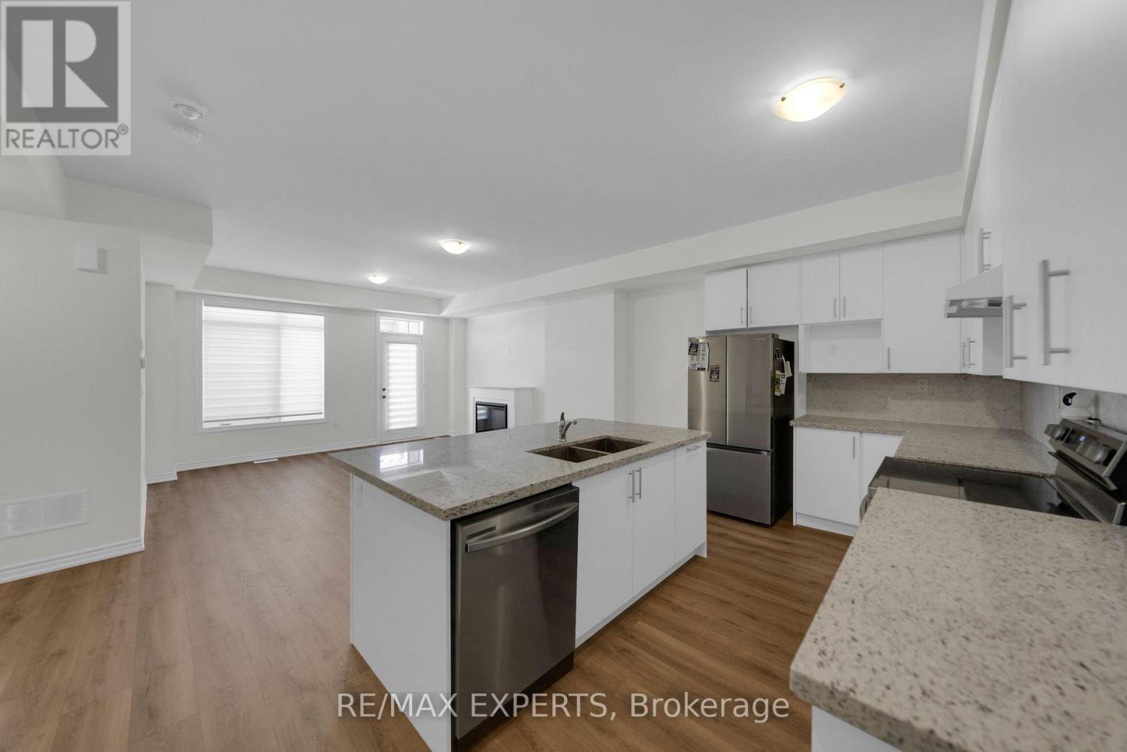 16 Griffith Street, Aurora, Ontario  L4G 7B6 - Photo 14 - N12774006