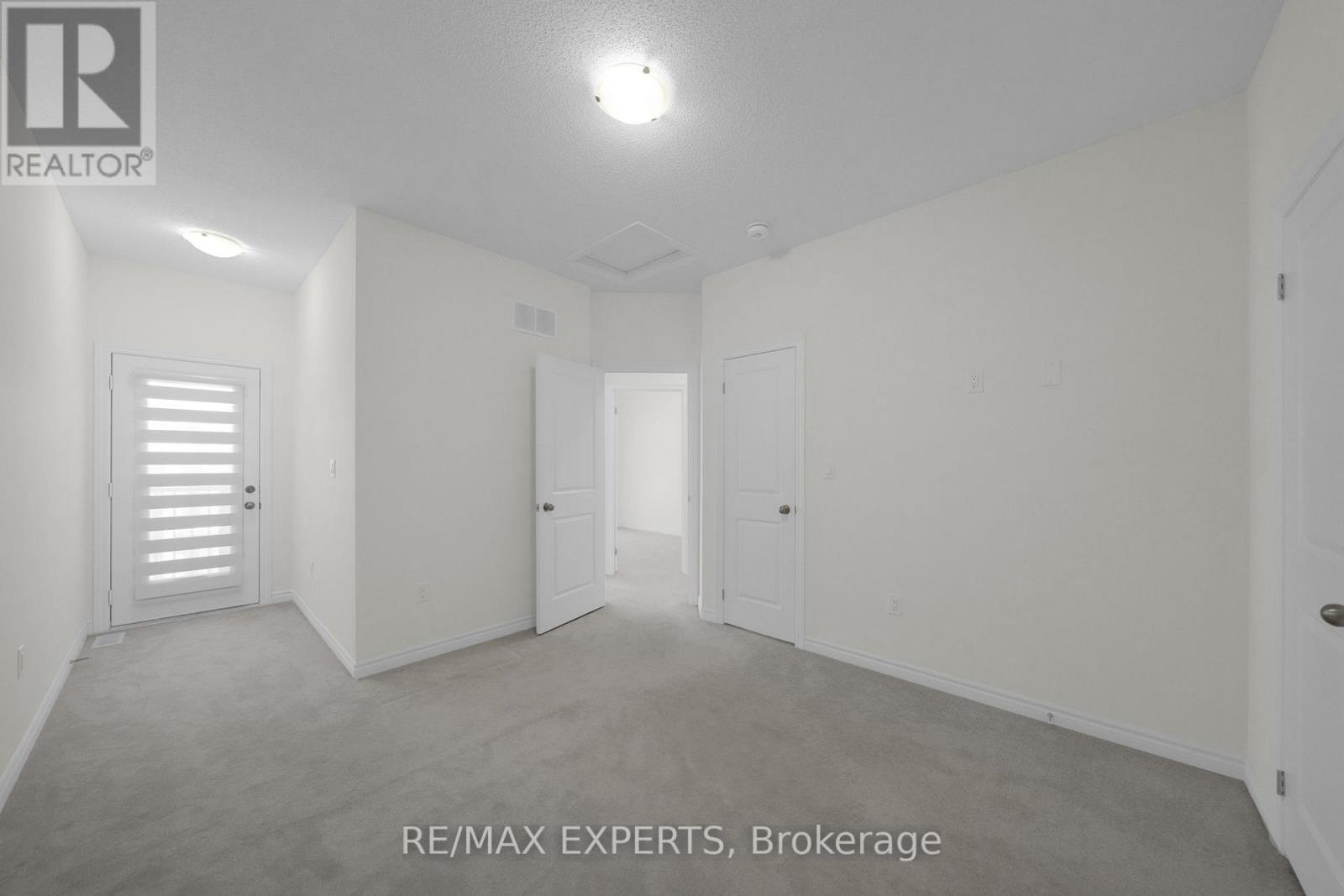 16 Griffith Street, Aurora, Ontario  L4G 7B6 - Photo 25 - N12774006