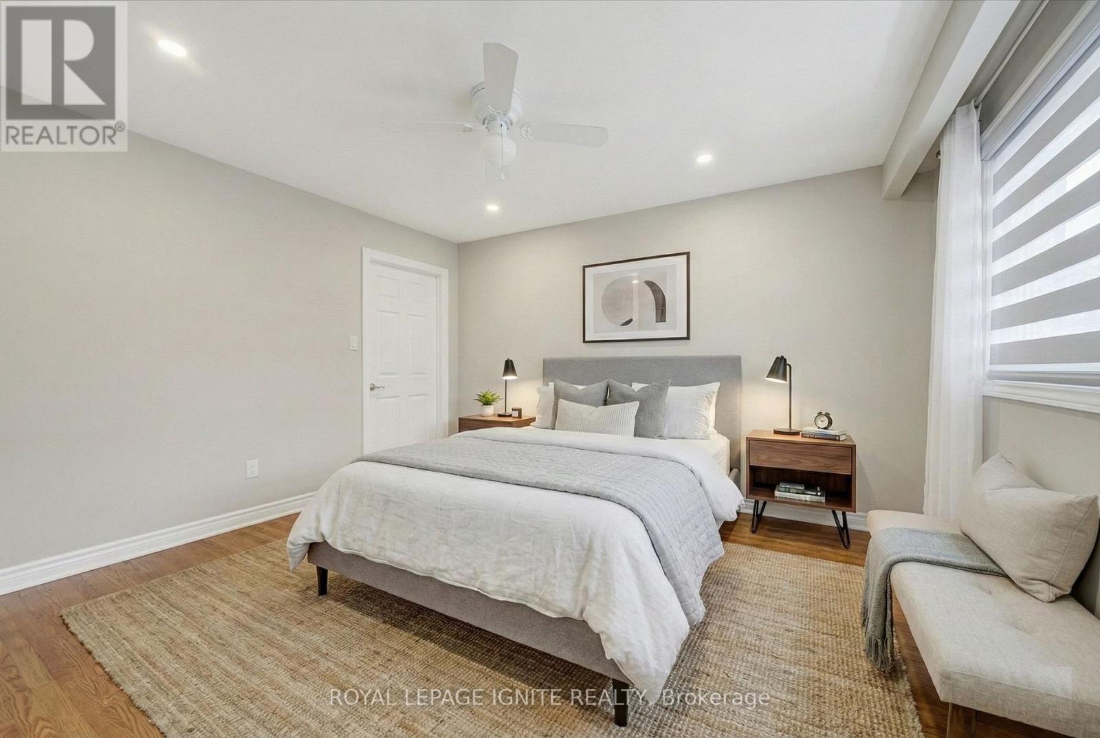 2537 Annelyn Court, Mississauga, Ontario  L5C 2Z7 - Photo 16 - W12773978