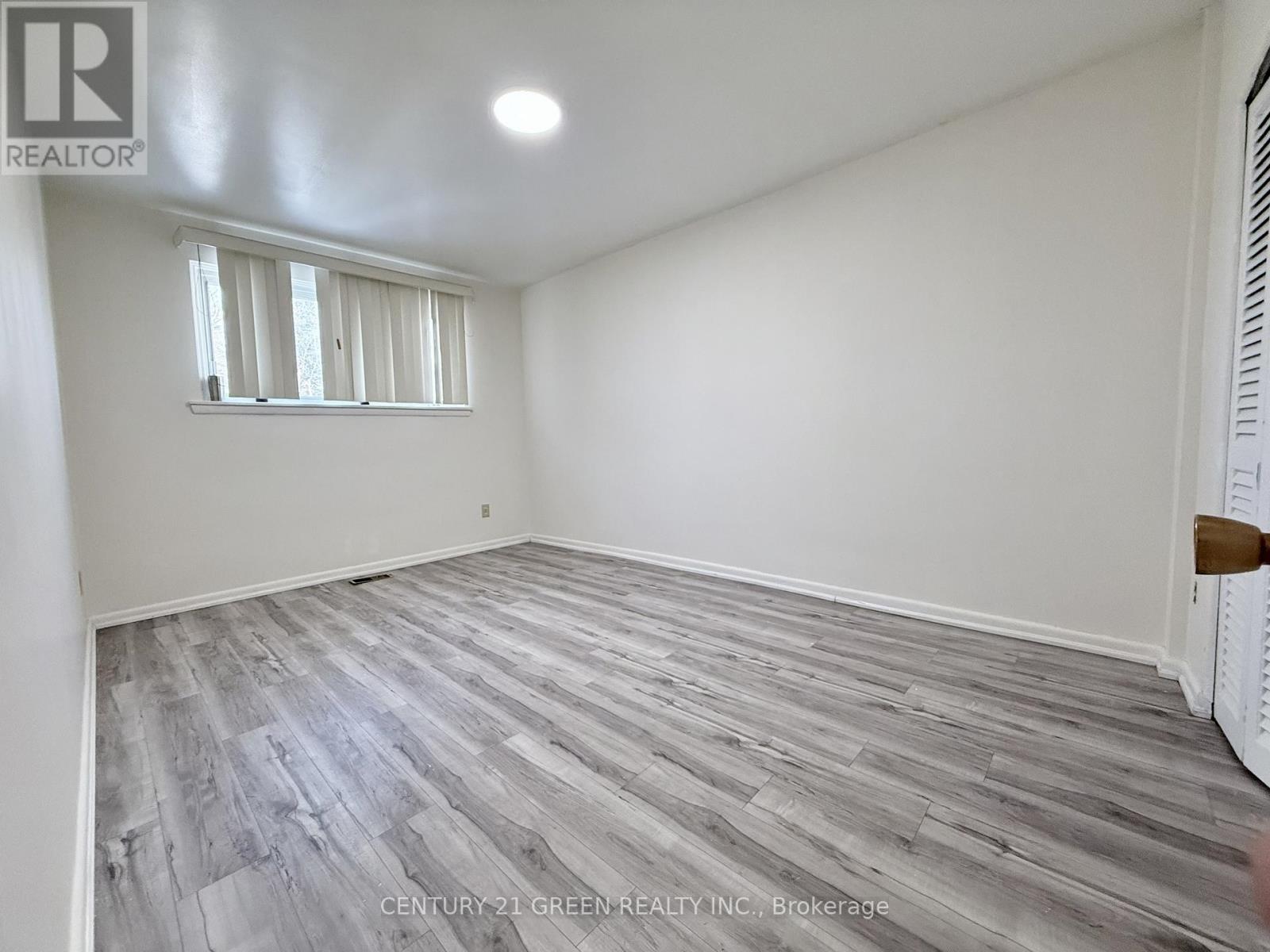 Upper - 40 Sanford Crescent, Brampton, Ontario  L6X 2C3 - Photo 20 - W12773986