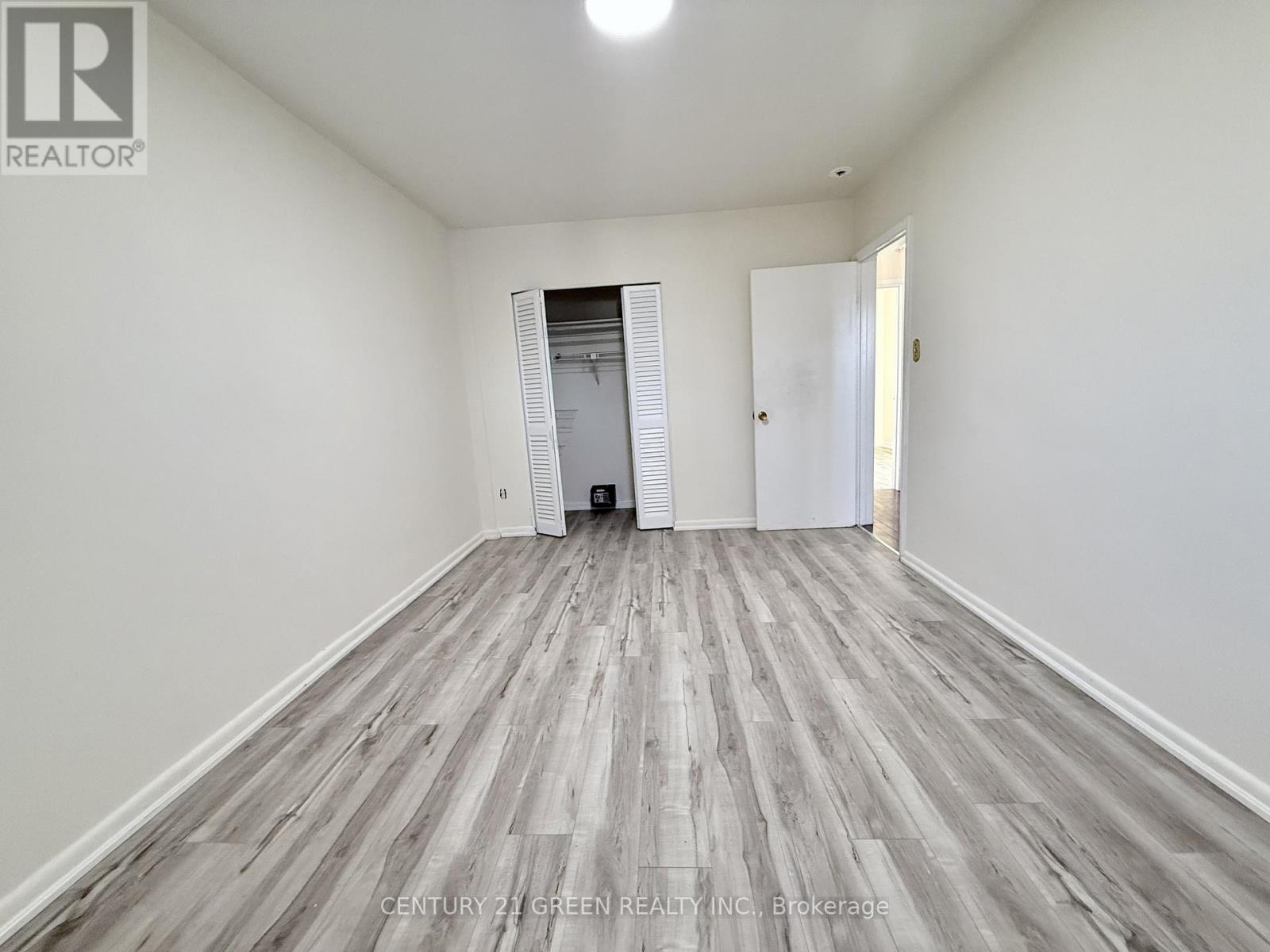 Upper - 40 Sanford Crescent, Brampton, Ontario  L6X 2C3 - Photo 23 - W12773986