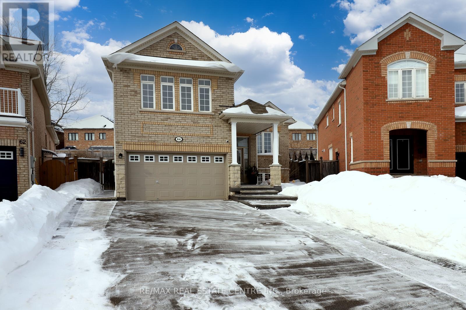 64 Meadowlark Drive, Halton Hills, Ontario  L7G 6N5 - Photo 2 - W12774002