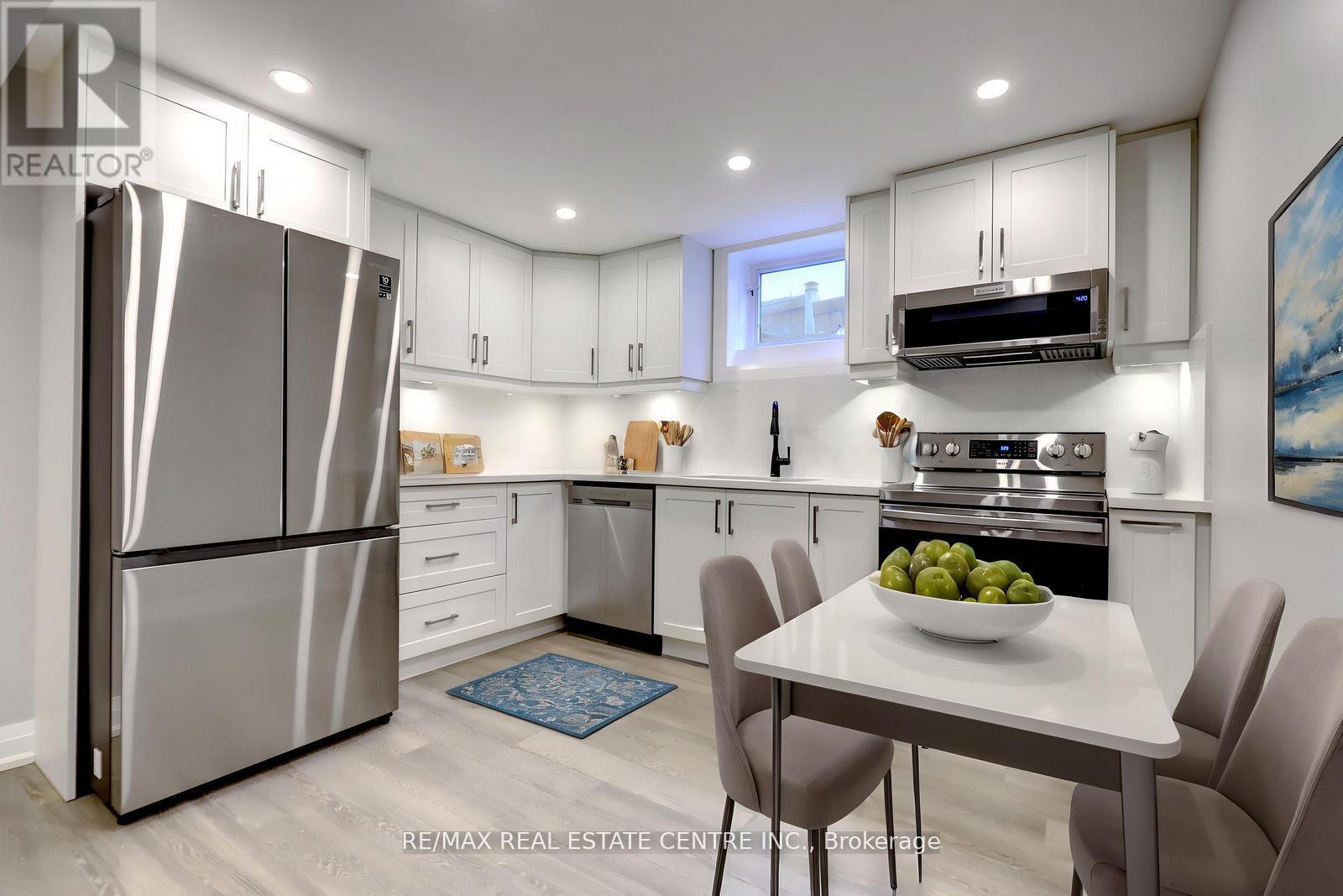 64 Meadowlark Drive, Halton Hills, Ontario  L7G 6N5 - Photo 26 - W12774002