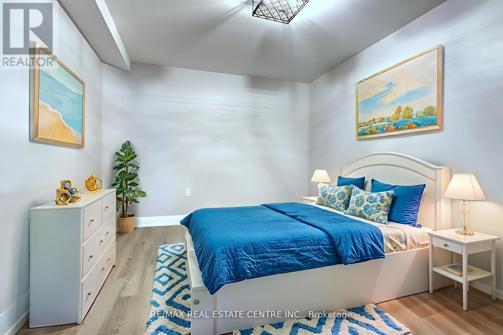 64 Meadowlark Drive, Halton Hills, Ontario  L7G 6N5 - Photo 32 - W12774002