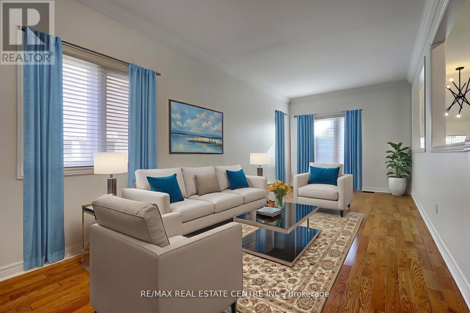 64 Meadowlark Drive, Halton Hills, Ontario  L7G 6N5 - Photo 6 - W12774002