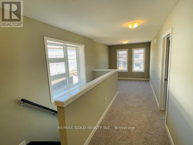 942 Robert Ferrie Drive, Kitchener, Ontario  N2R 1P2 - Photo 16 - X12773988