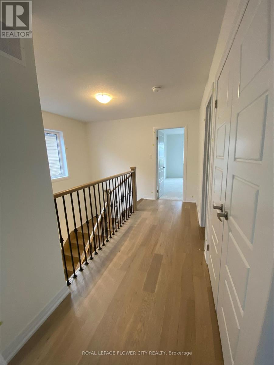 19 Velvet Way S, Thorold, Ontario  L2V 0B7 - Photo 9 - X12773992