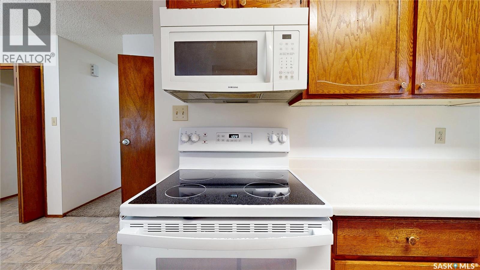 5 Delaronde Terrace, Saskatoon, Saskatchewan  S7J 3Y9 - Photo 14 - SK028213