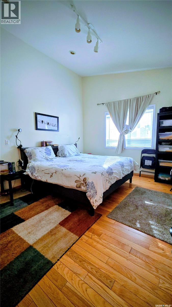 833 Peters Avenue, Oxbow, Saskatchewan  S0C 2B0 - Photo 10 - SK027516