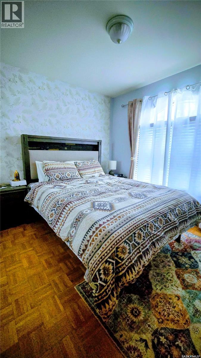 833 Peters Avenue, Oxbow, Saskatchewan  S0C 2B0 - Photo 13 - SK027516