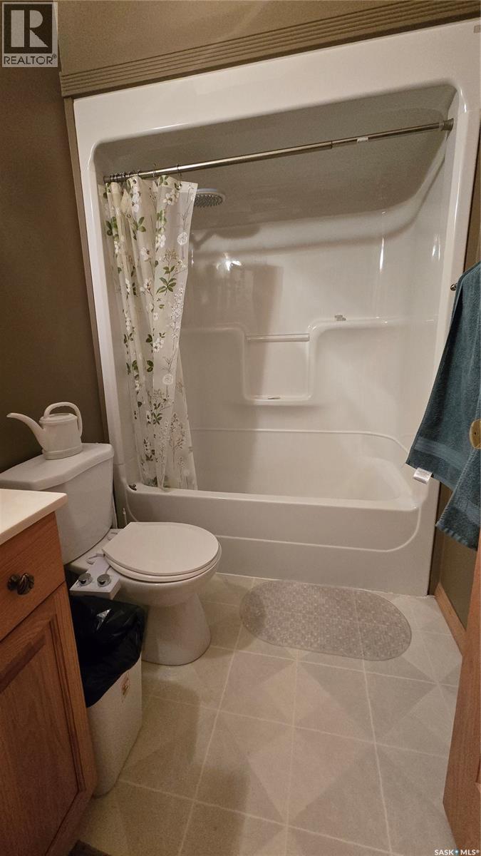 833 Peters Avenue, Oxbow, Saskatchewan  S0C 2B0 - Photo 17 - SK027516