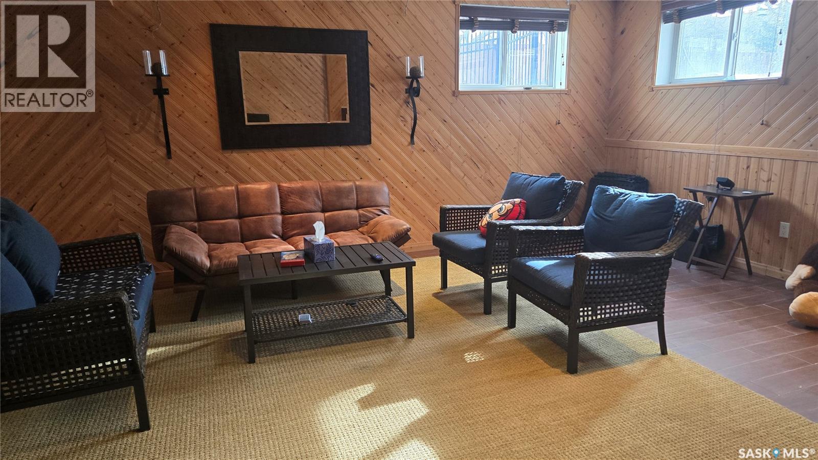 833 Peters Avenue, Oxbow, Saskatchewan  S0C 2B0 - Photo 20 - SK027516