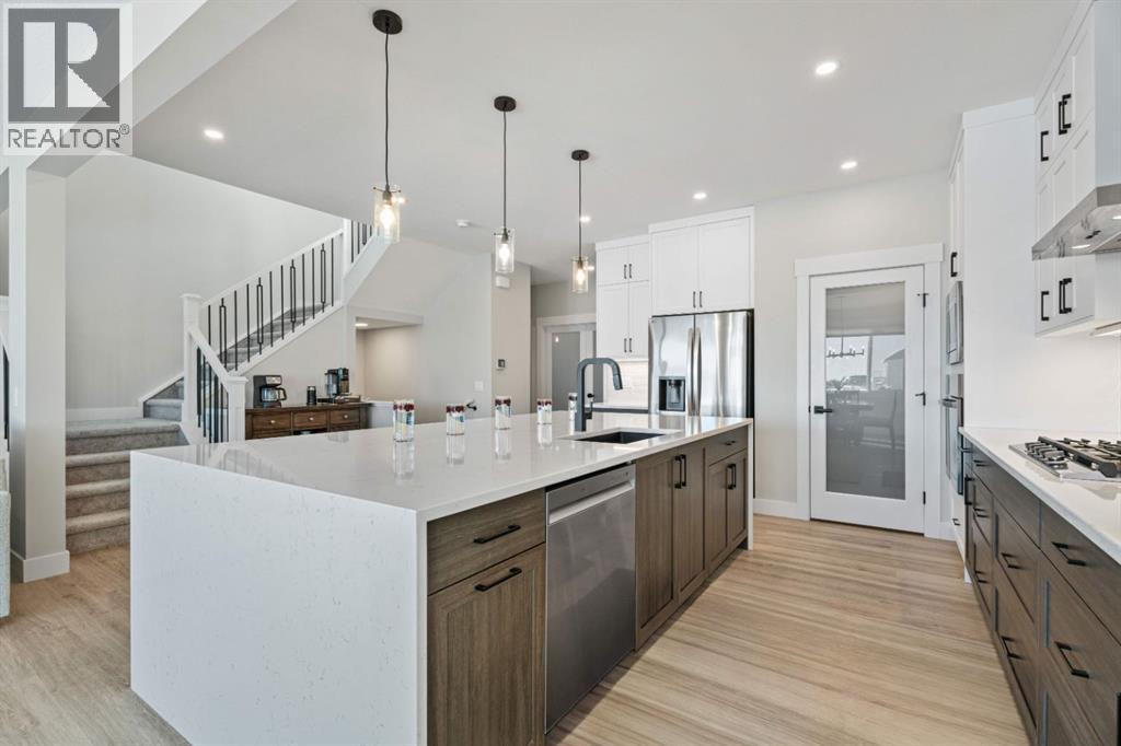 235 Chelsea Park, Chestermere, Alberta  T1X 2T3 - Photo 9 - A2273444