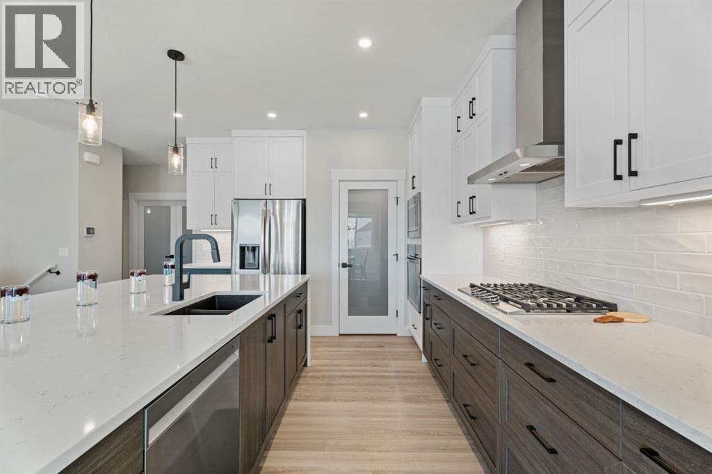 235 Chelsea Park, Chestermere, Alberta  T1X 2T3 - Photo 8 - A2273444