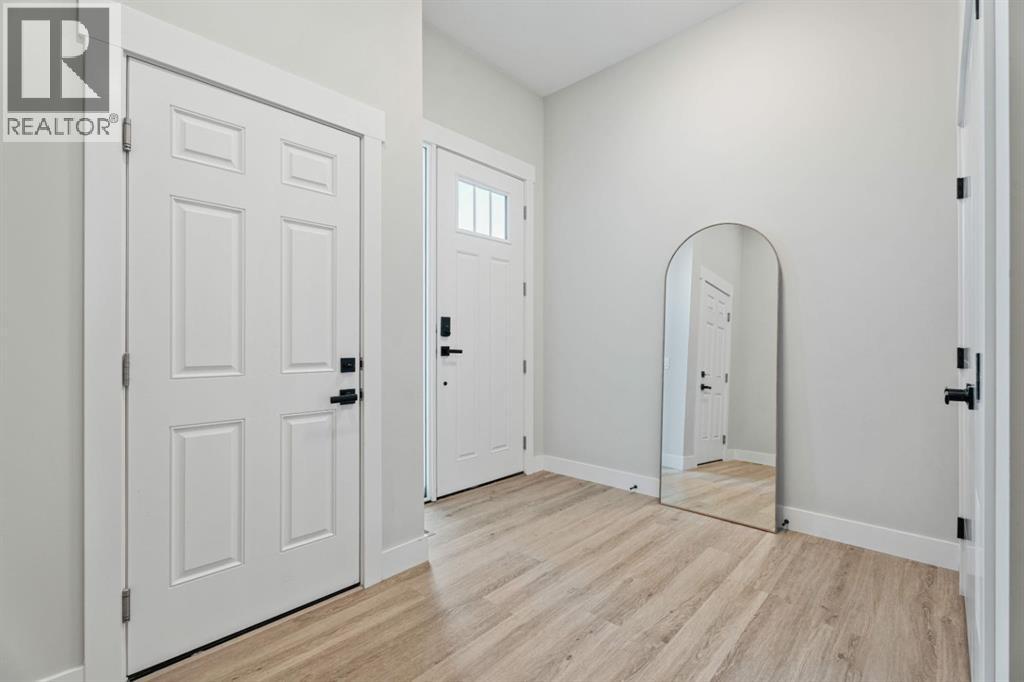 235 Chelsea Park, Chestermere, Alberta  T1X 2T3 - Photo 4 - A2273444