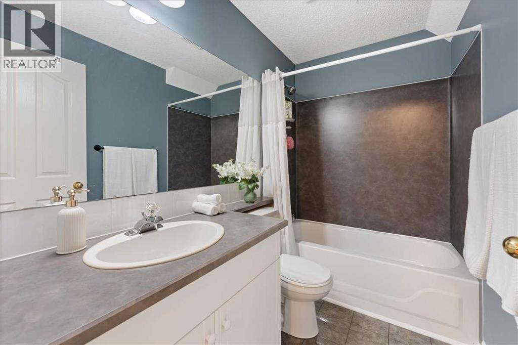 128 West Terrace Crescent, Cochrane, Alberta  T4C 1R3 - Photo 23 - A2284095