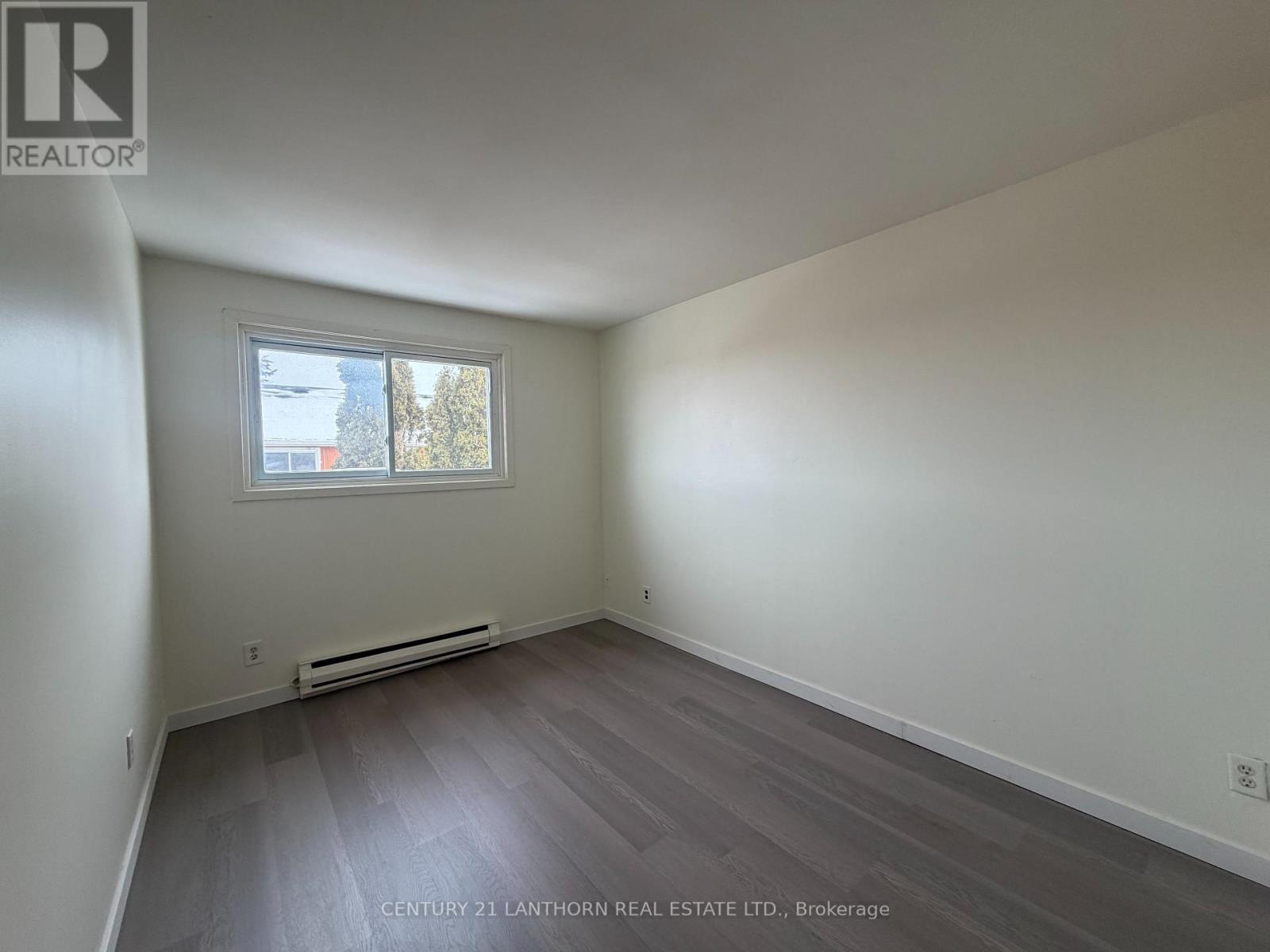 19 Tracey Park Drive, Belleville, Ontario  K8P 4R4 - Photo 6 - X12774026