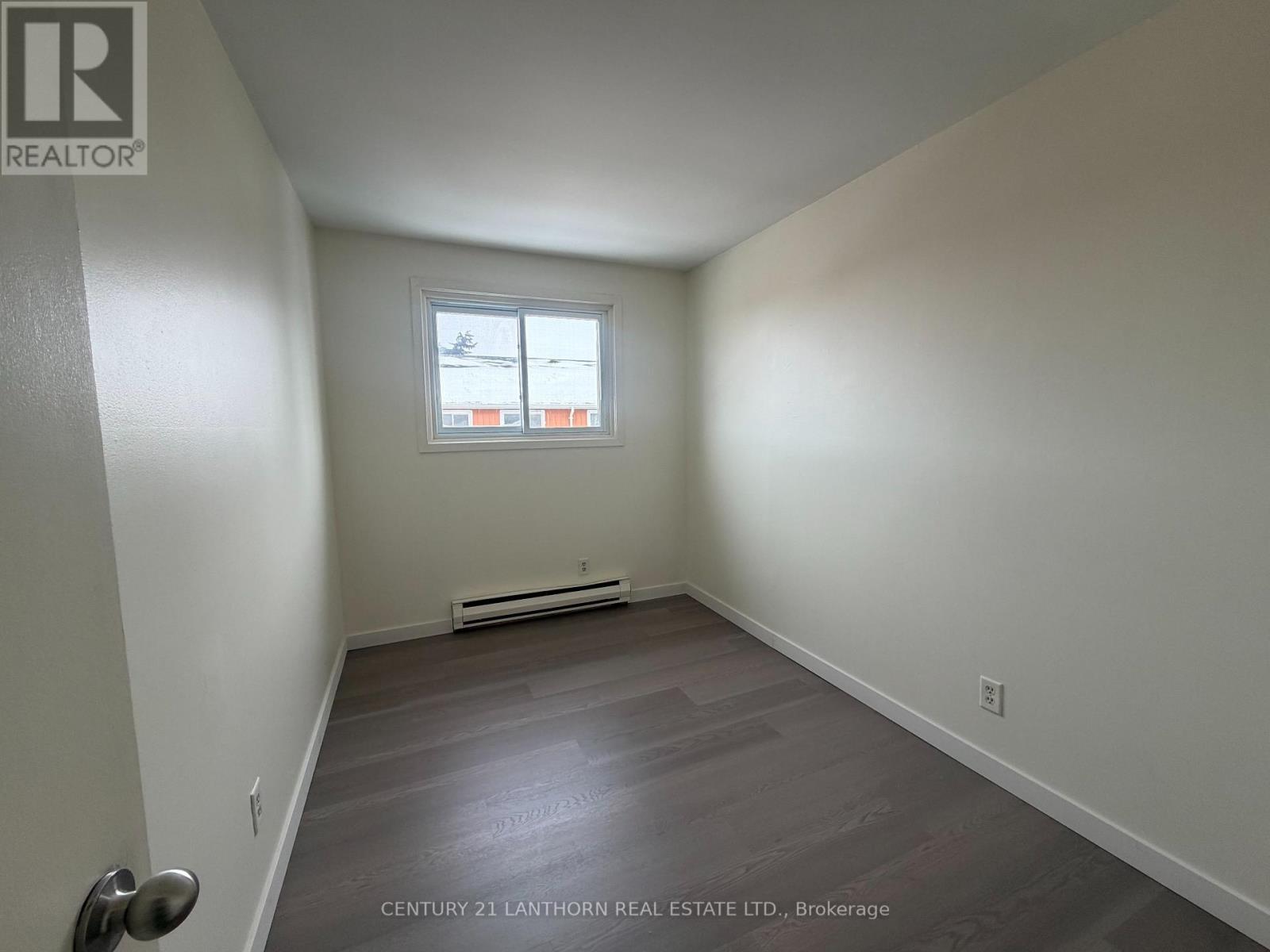 19 Tracey Park Drive, Belleville, Ontario  K8P 4R4 - Photo 8 - X12774026