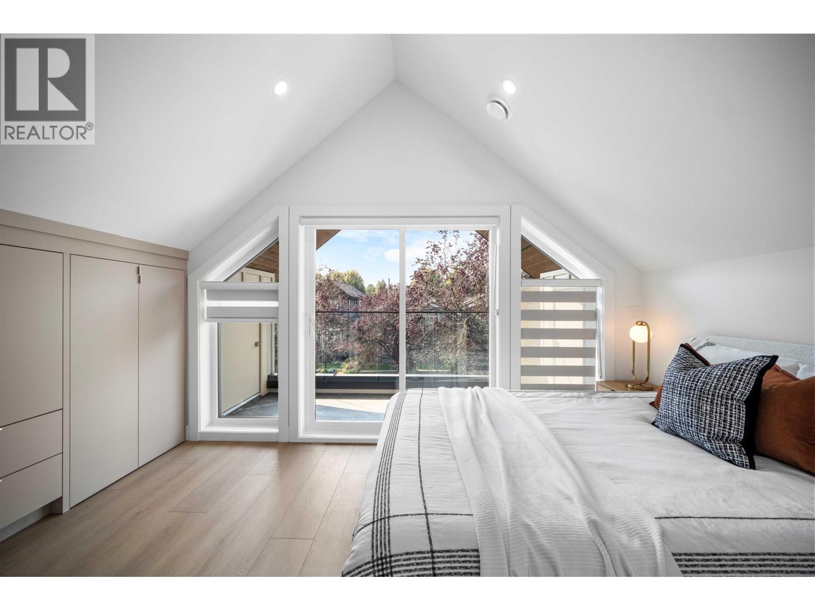 1 3563 E 25th Avenue, Vancouver, British Columbia  V5R 1K3 - Photo 4 - R3088318