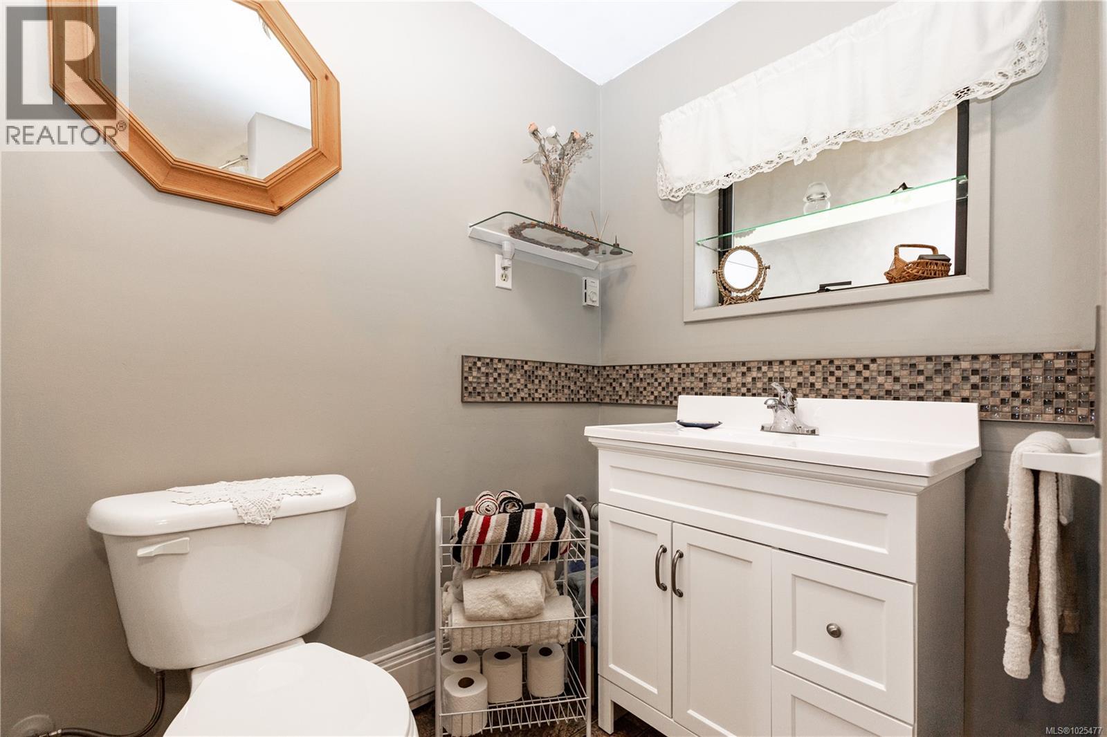 4054 Discovery Dr, Campbell River, British Columbia  V9W 4X7 - Photo 50 - 1025477