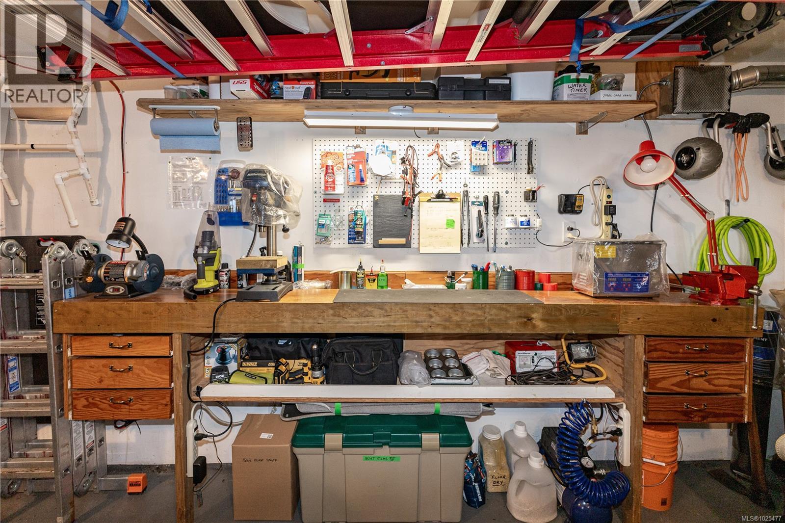 4054 Discovery Dr, Campbell River, British Columbia  V9W 4X7 - Photo 57 - 1025477