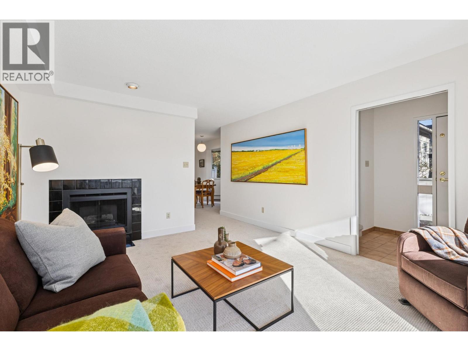 232 E 11th Street, North Vancouver, British Columbia  V7L 2G7 - Photo 8 - R3088340