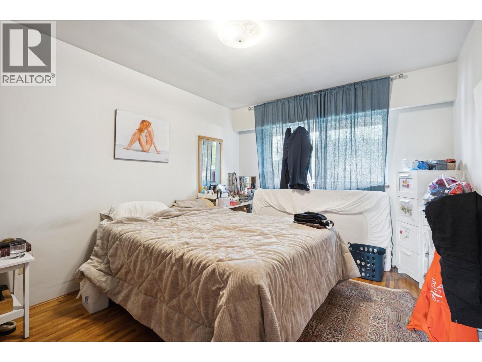 328 E 18th Street, North Vancouver, British Columbia  V7L 2X9 - Photo 10 - R3088334