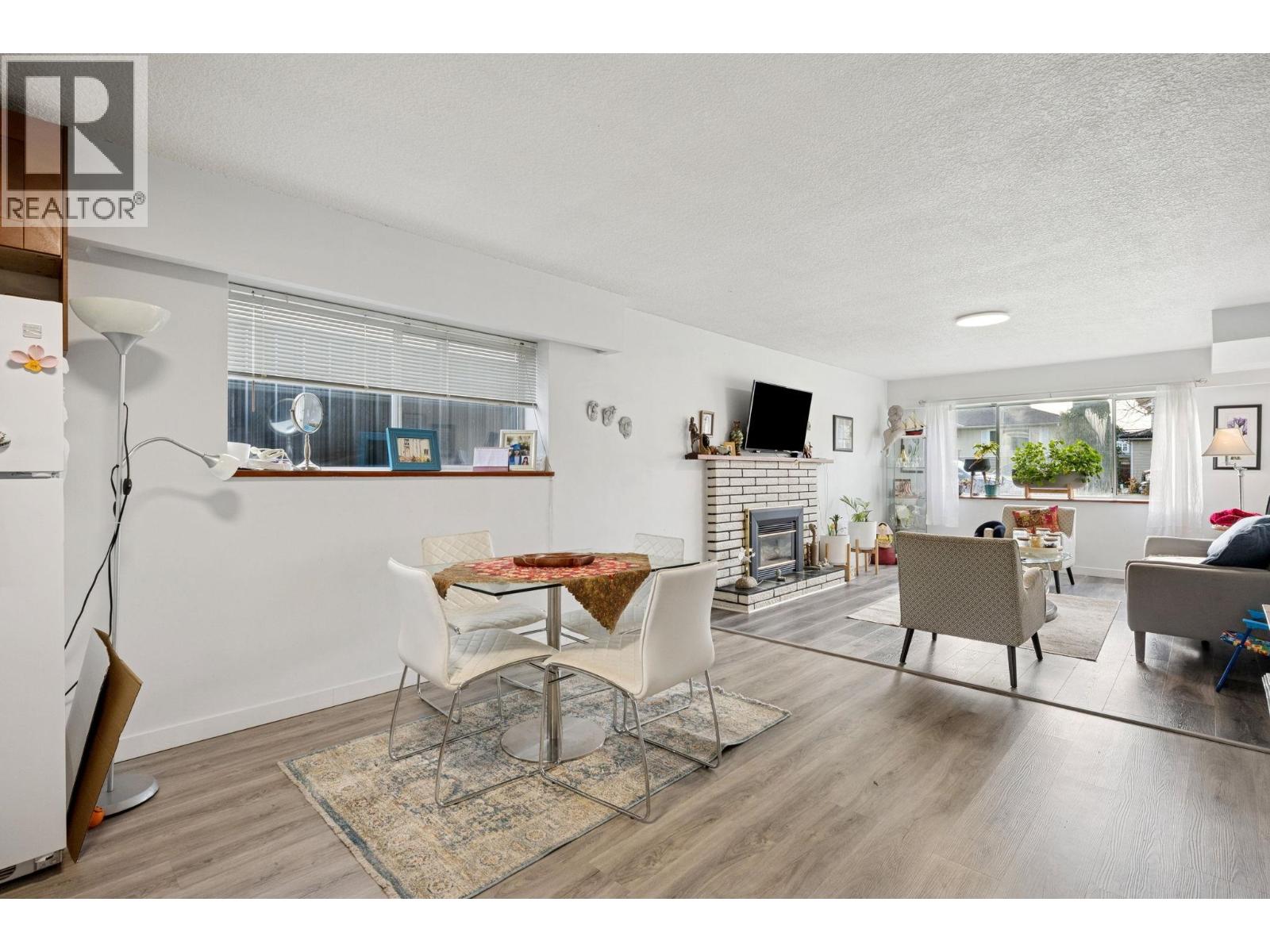 328 E 18th Street, North Vancouver, British Columbia  V7L 2X9 - Photo 16 - R3088334