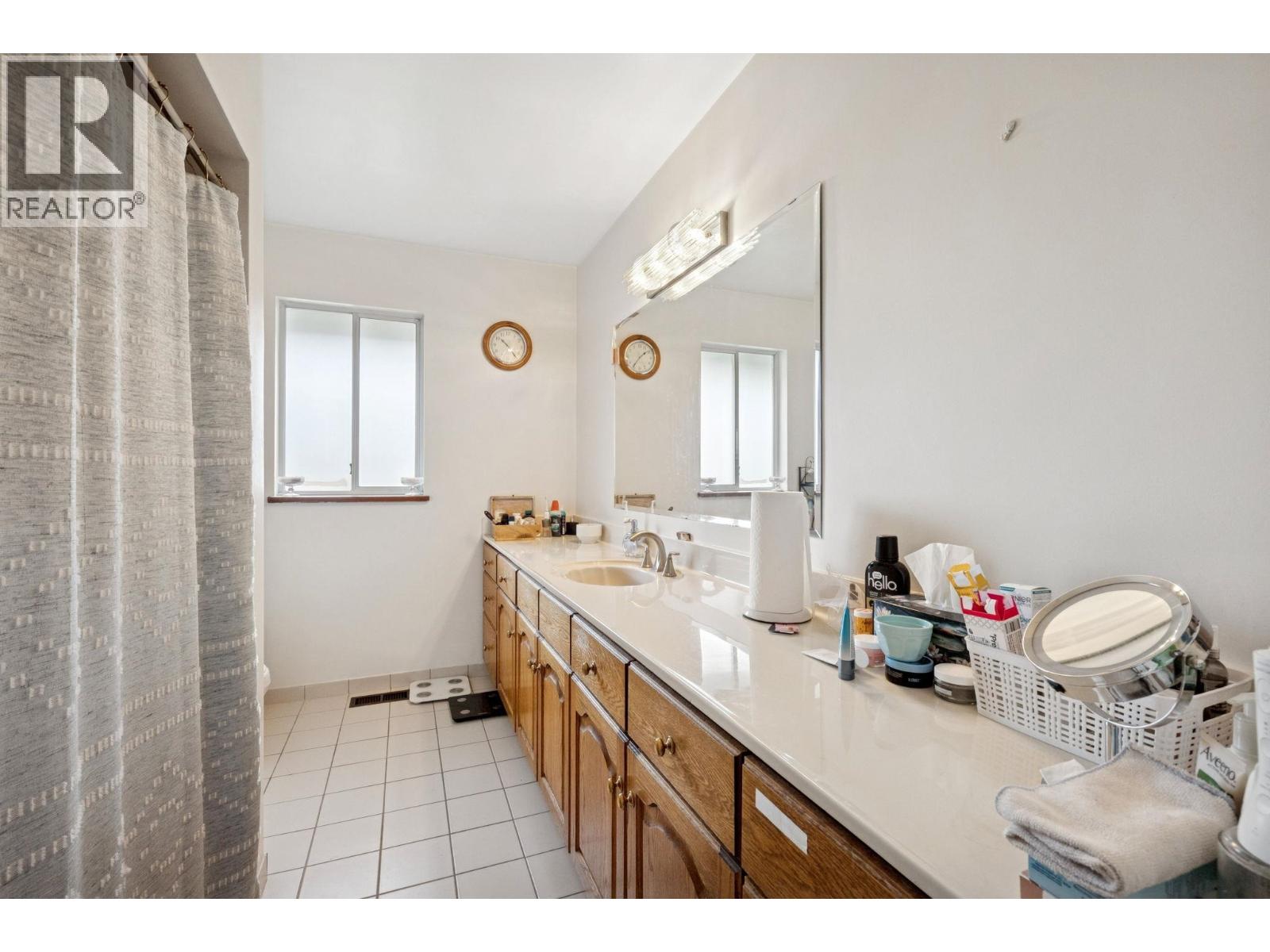 328 E 18th Street, North Vancouver, British Columbia  V7L 2X9 - Photo 9 - R3088334