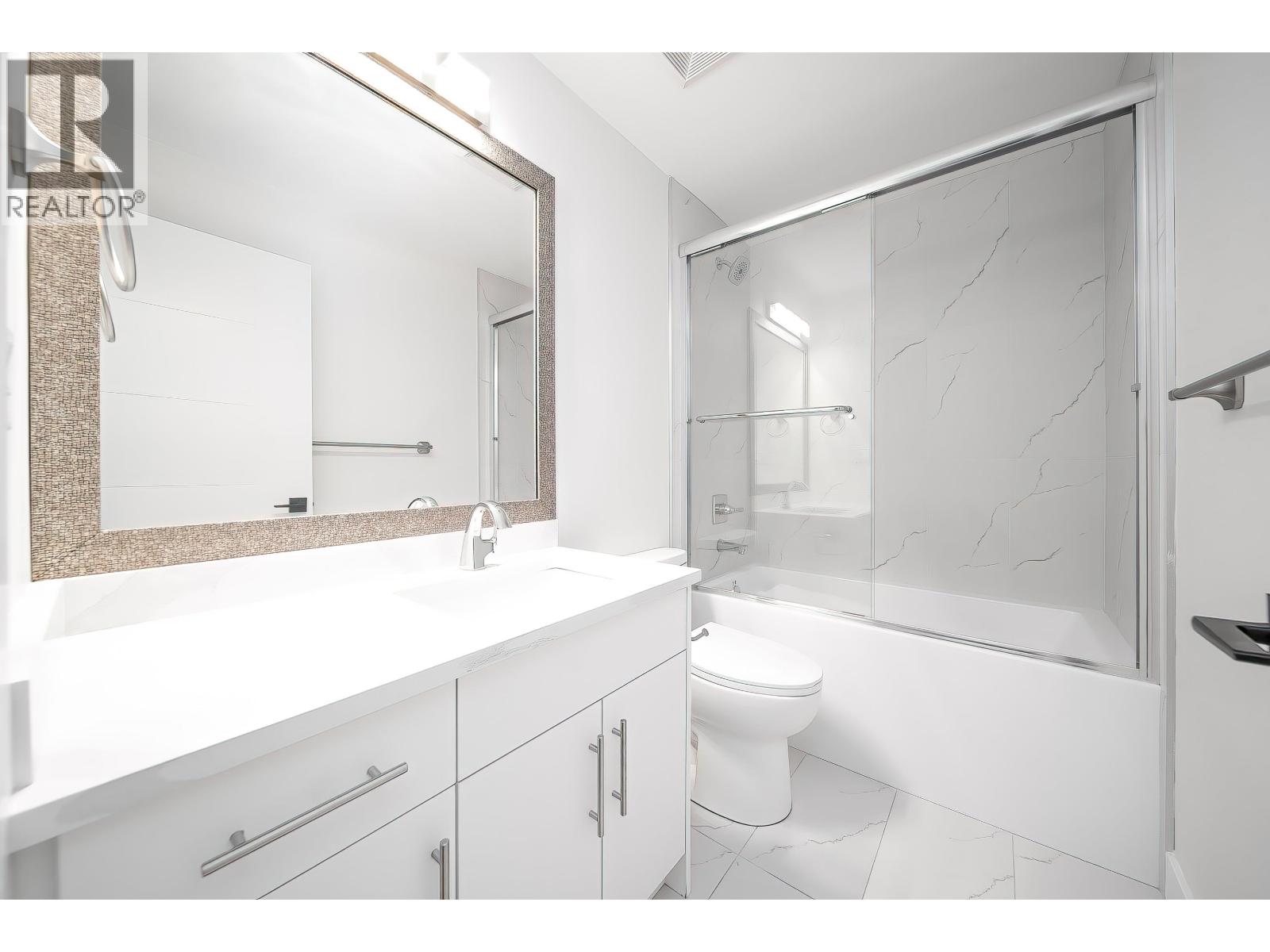 8563 11th Avenue, Burnaby, British Columbia  V3N 2P6 - Photo 36 - R3088214