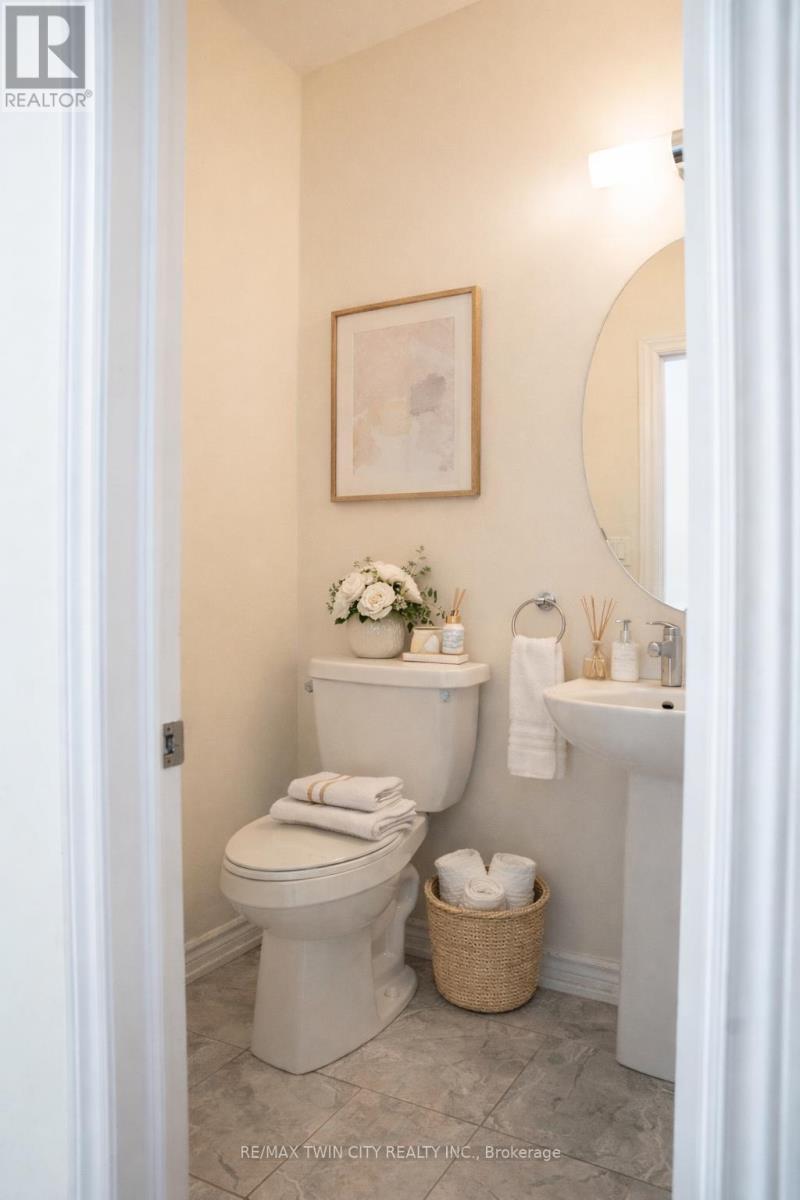 61 Douet Lane, Ajax, Ontario  L1Z 0V4 - Photo 12 - E12774032