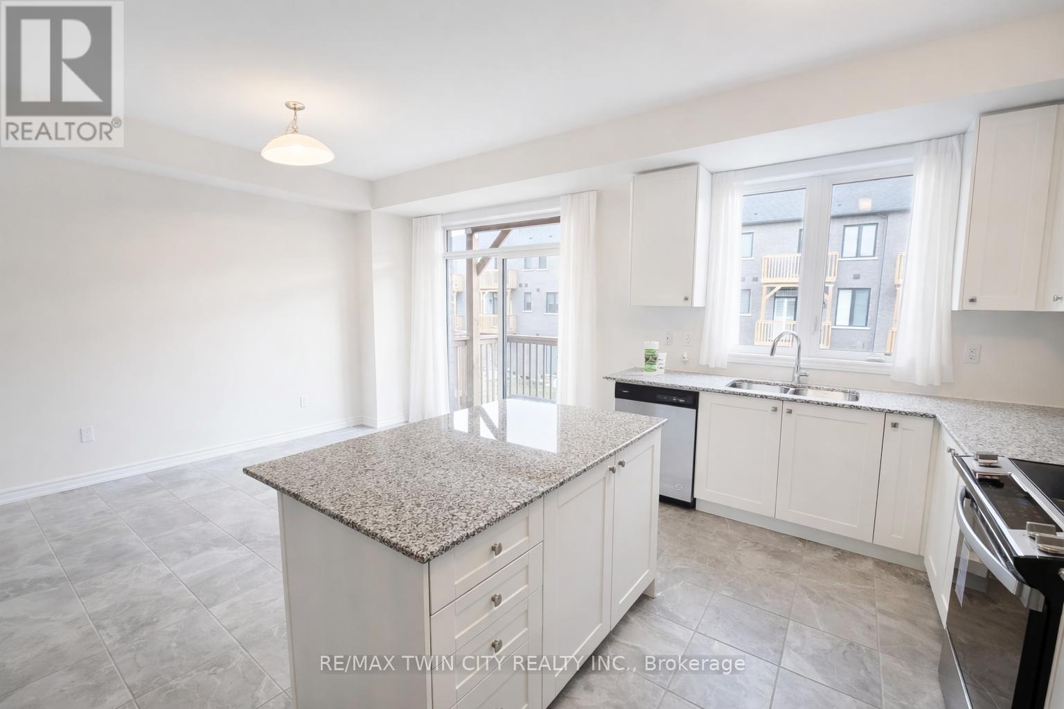 61 Douet Lane, Ajax, Ontario  L1Z 0V4 - Photo 7 - E12774032