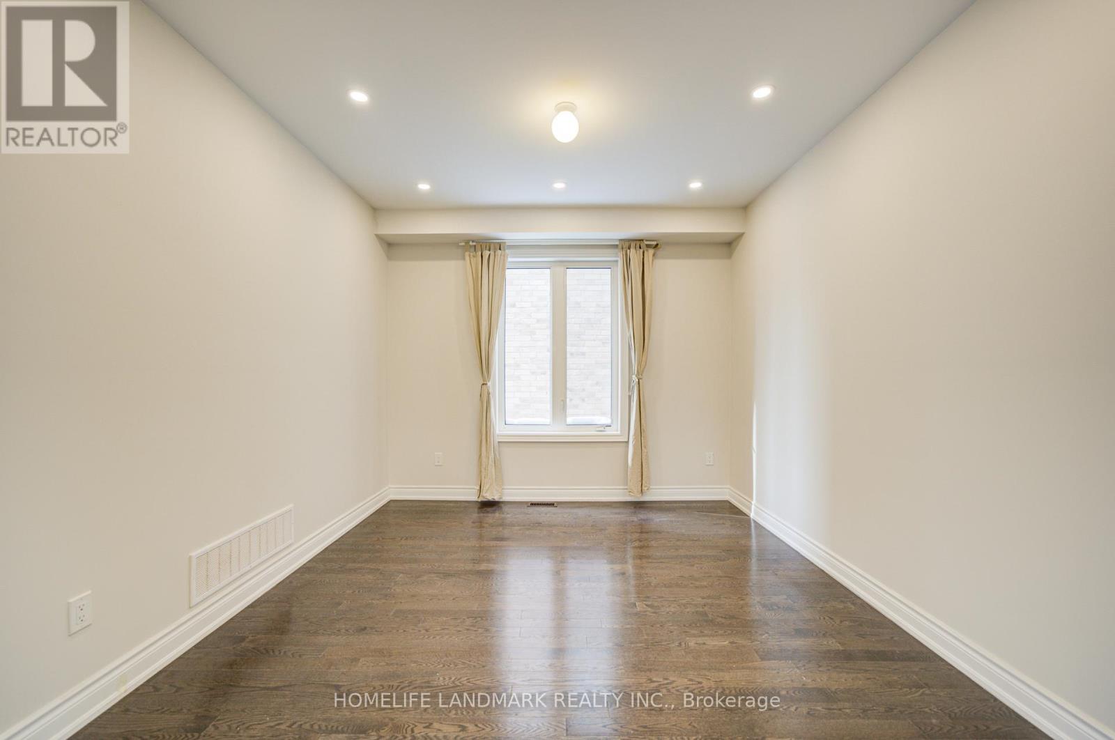 9 Rotondo Crescent, Vaughan, Ontario  L4H 4R1 - Photo 12 - N12774030