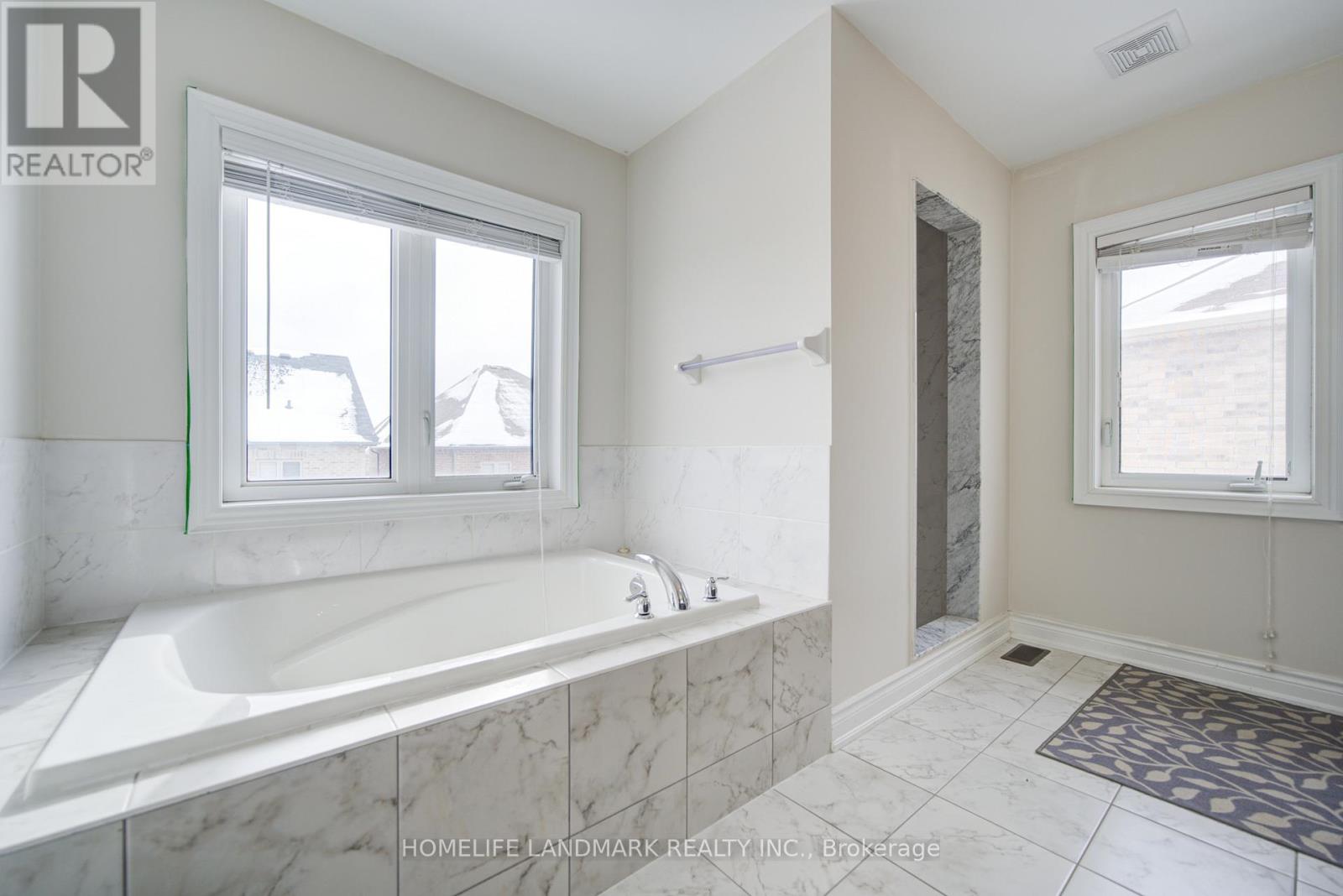 9 Rotondo Crescent, Vaughan, Ontario  L4H 4R1 - Photo 32 - N12774030