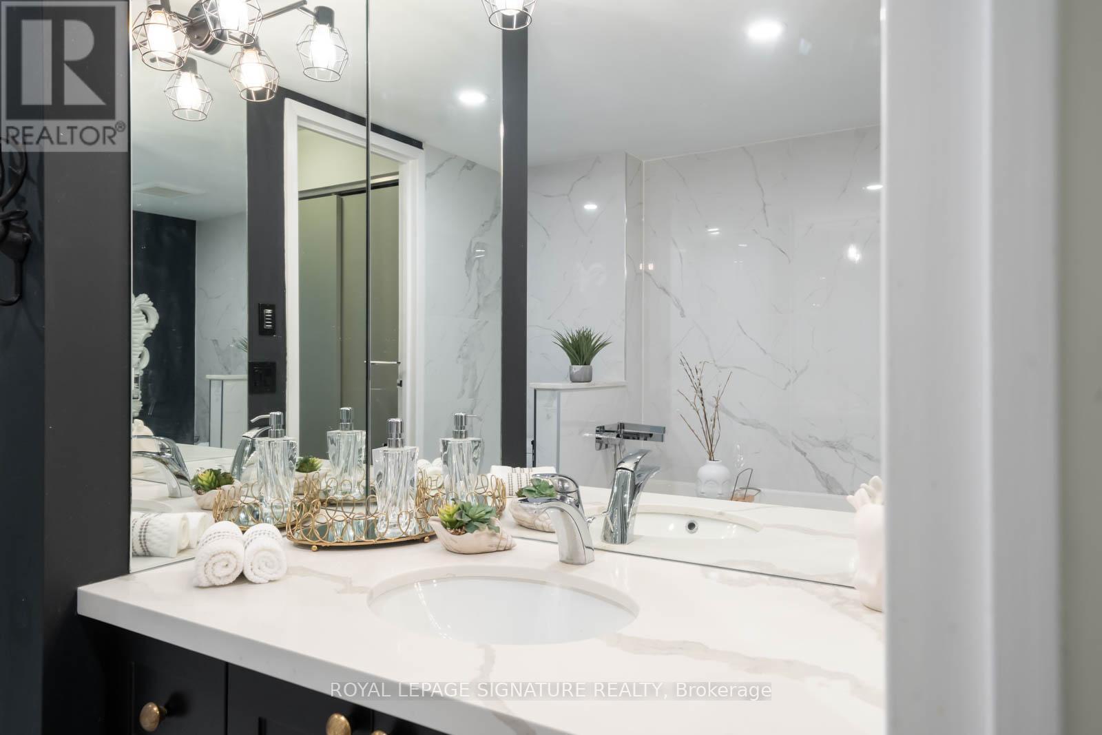 1105 - 75 Dalhousie Street, Toronto, Ontario  M5B 2R9 - Photo 17 - C12584460