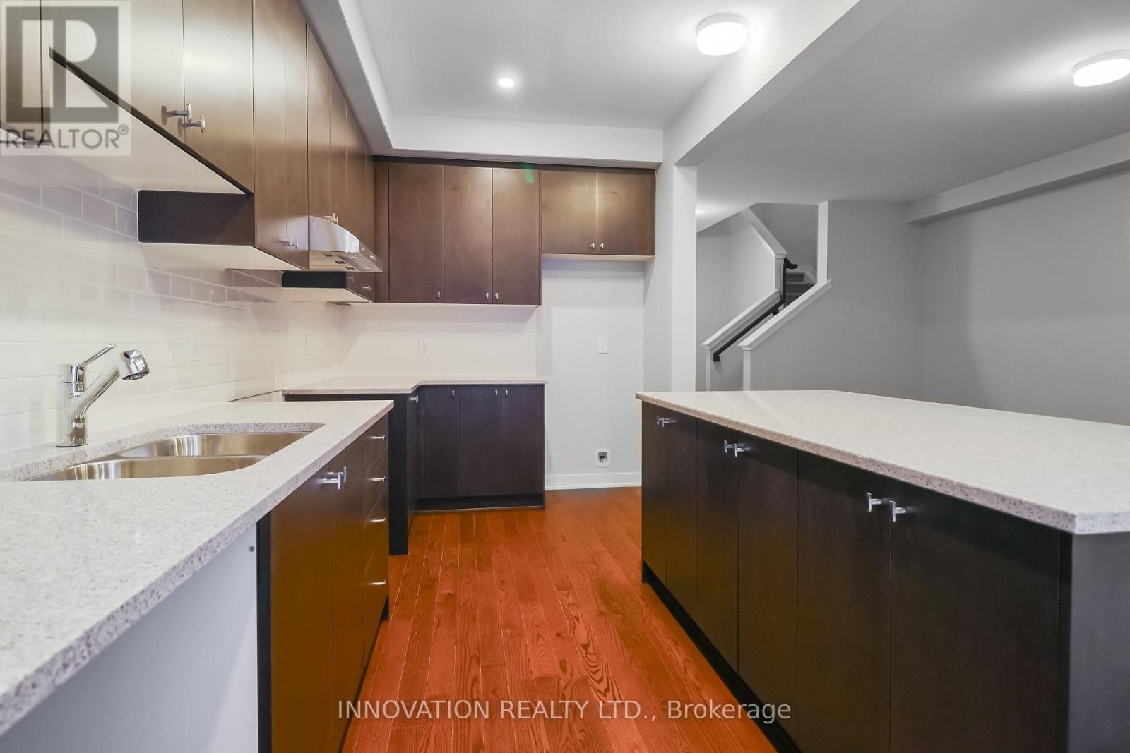 734 Tincture Place, Ottawa, Ontario  K2W 0N8 - Photo 4 - X12737722