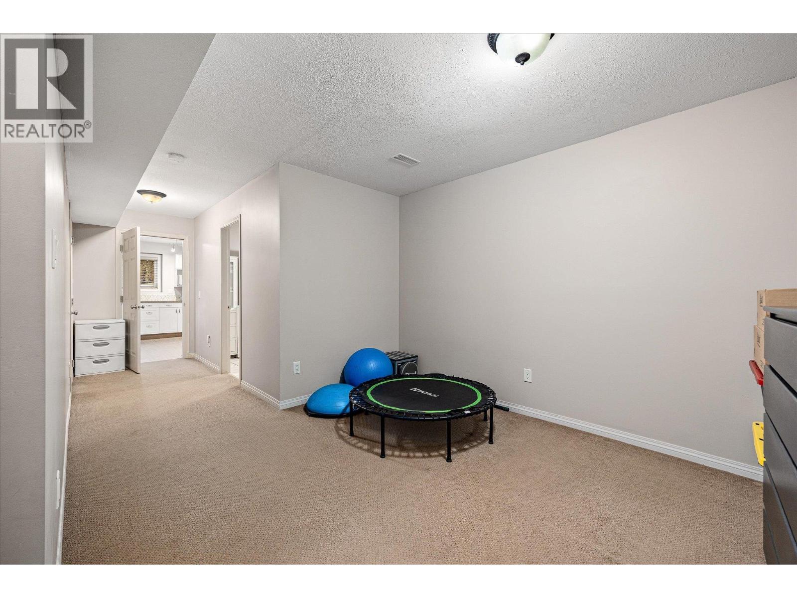 1536 Wilmot Avenue, Kelowna, British Columbia  v1p 1n3 - Photo 38 - 10375128