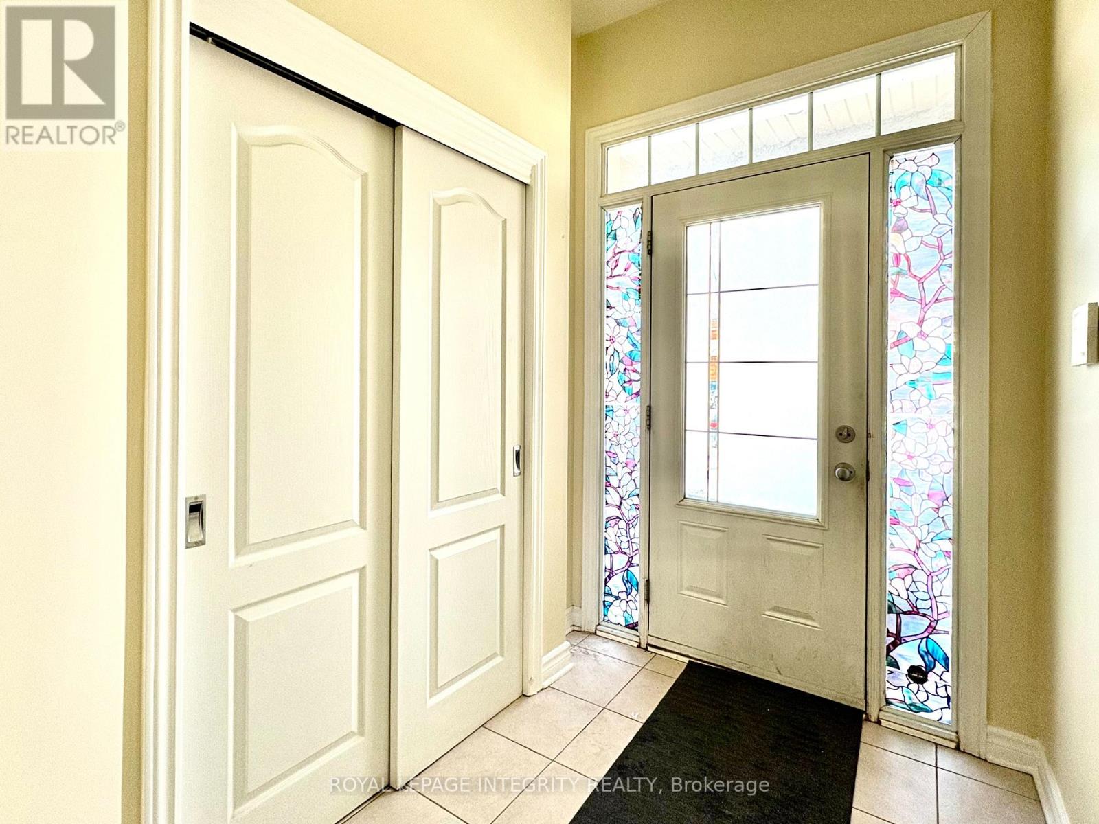 154 Highbury Park Drive, Ottawa, Ontario  K2J 5Y1 - Photo 2 - X12774062