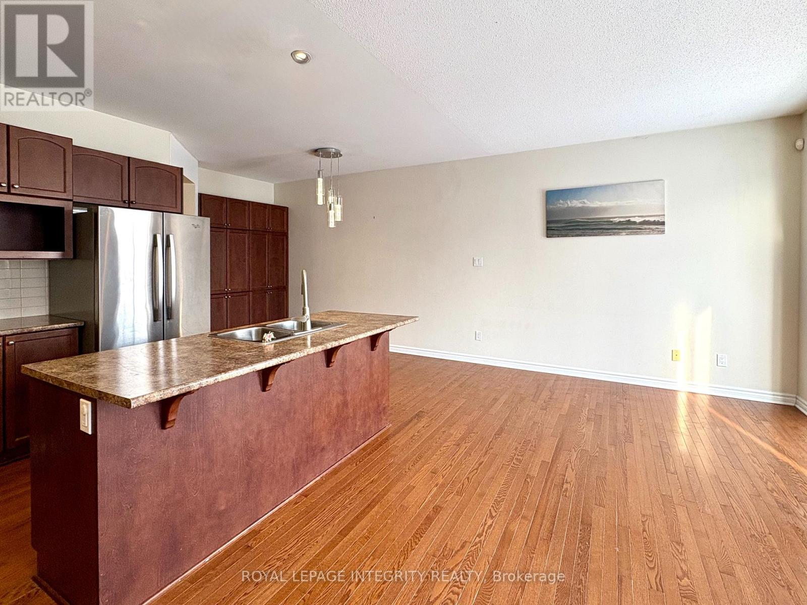 154 Highbury Park Drive, Ottawa, Ontario  K2J 5Y1 - Photo 8 - X12774062