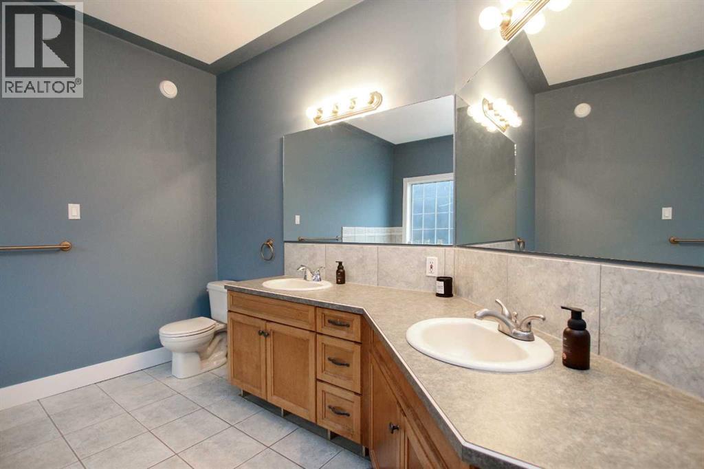 201, 1236 Township Road 384, Rural Red Deer County, Alberta  T4S 1S6 - Photo 18 - A2285120