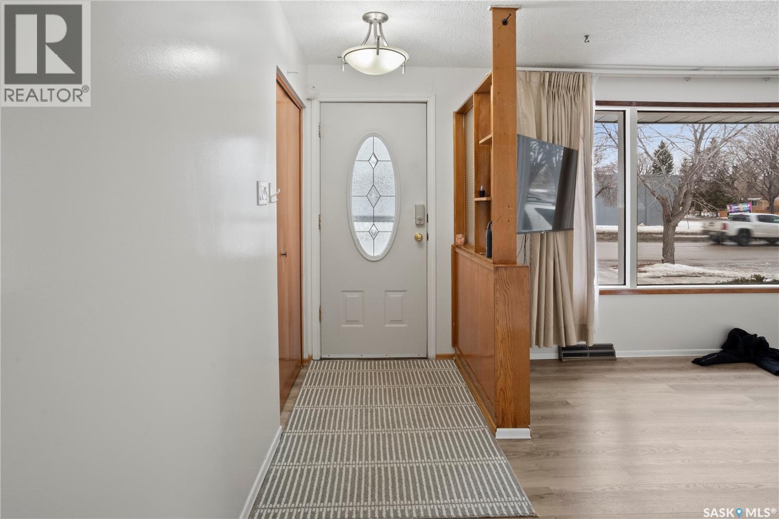 3814 Sherwood Drive, Regina, Saskatchewan  S4R 4A6 - Photo 6 - SK028161