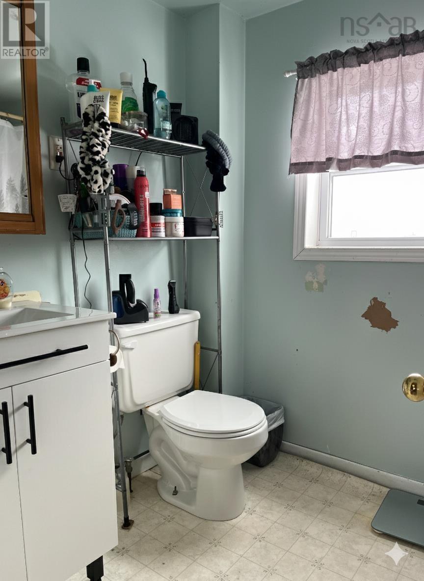 68 Mcgee Street, Springhill, Nova Scotia  B0M 1X0 - Photo 17 - 202602466