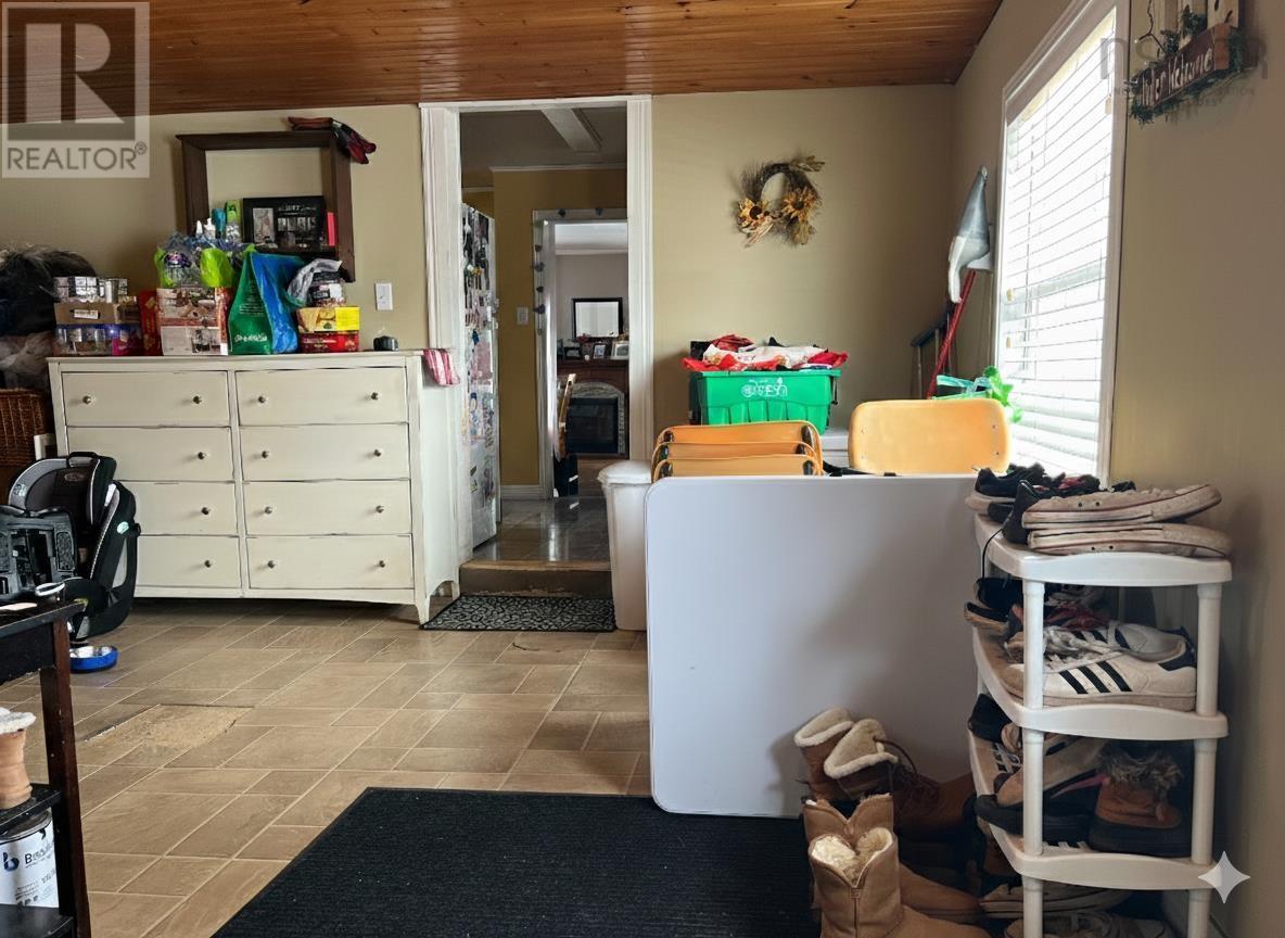 68 Mcgee Street, Springhill, Nova Scotia  B0M 1X0 - Photo 4 - 202602466