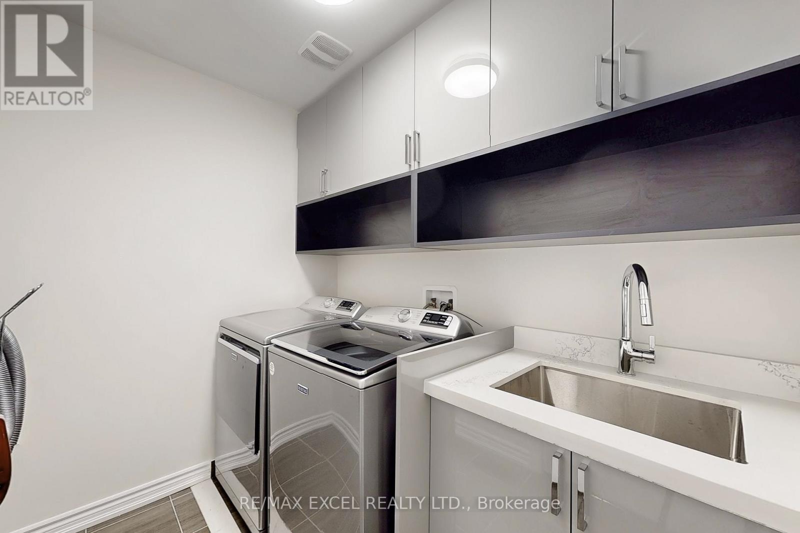 70 Swordfish Drive, Whitby, Ontario  L1P 0K5 - Photo 44 - E12774048