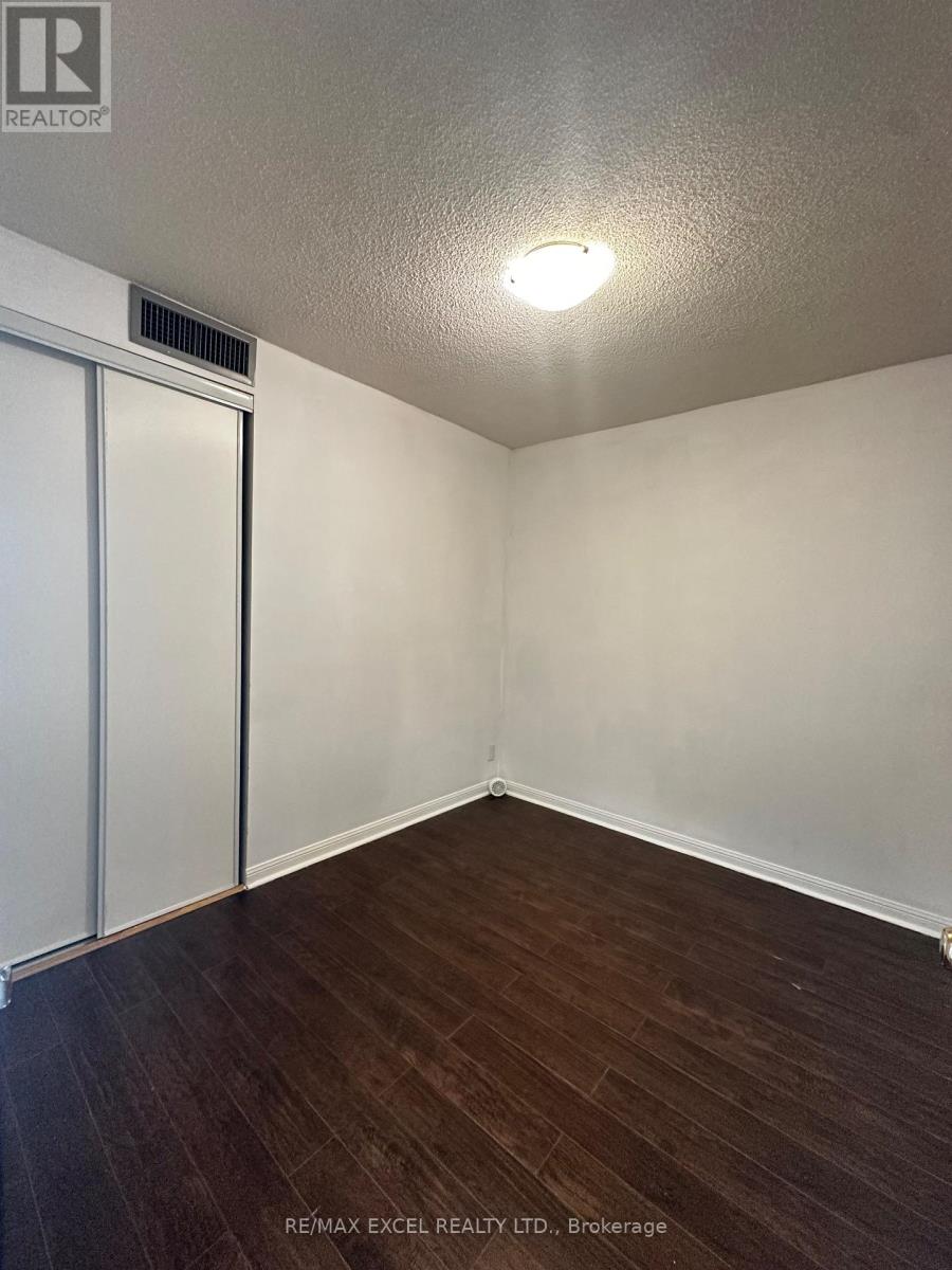 1605 - 18 Lee Centre Drive, Toronto, Ontario  M1H 3H5 - Photo 10 - E12774052