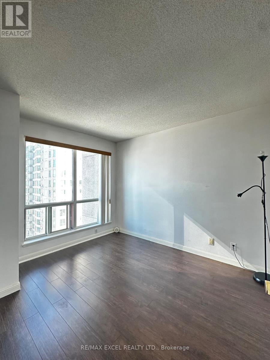 1605 - 18 Lee Centre Drive, Toronto, Ontario  M1H 3H5 - Photo 8 - E12774052