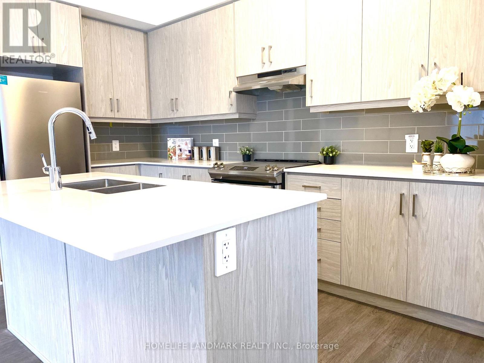 Th118 - 30 Almond Blossom Mews S, Vaughan, Ontario  L4K 0N6 - Photo 6 - N12773996