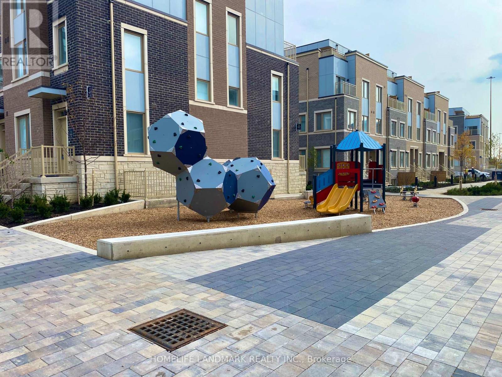 Th118 - 30 Almond Blossom Mews S, Vaughan, Ontario  L4K 0N6 - Photo 5 - N12773996