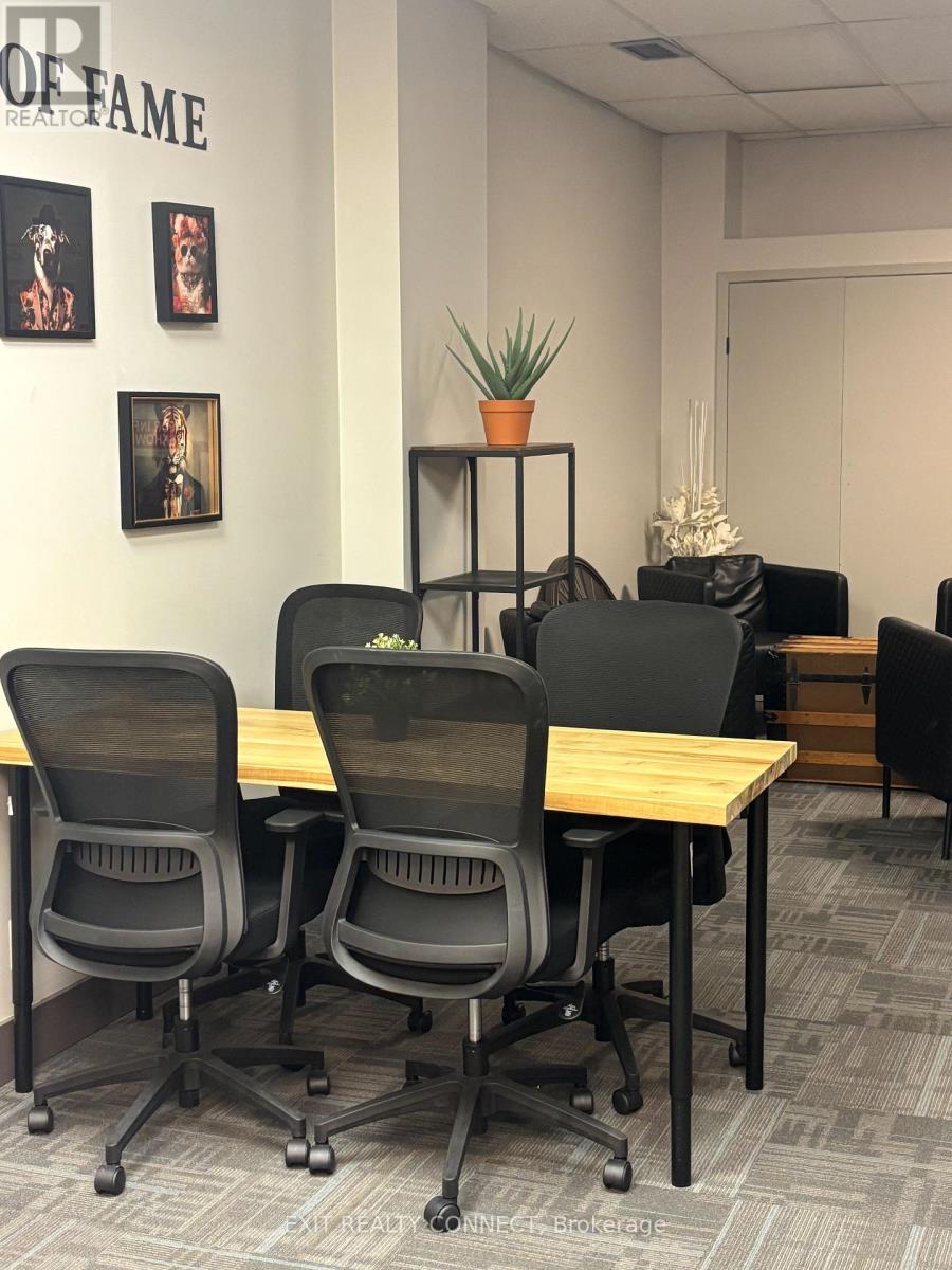 101 - 310 Main Street E, Milton, Ontario  L9T 1P5 - Photo 9 - W12774064